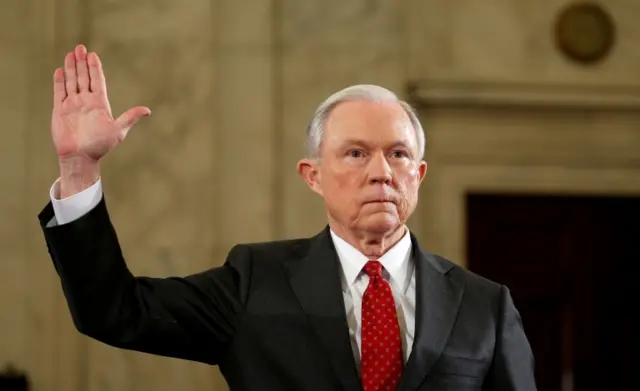 Sessions ha sido acusado de no decir la verdad bajo juramento ante el Senado.