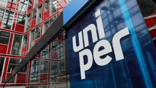 Imagen del logo del gigante alemán del gas Uniper en su sede en Dusseldorf