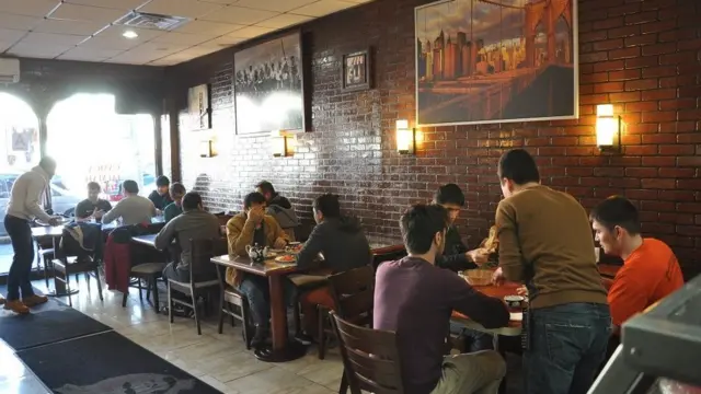 Ошхона одатда ўзбекистонликлар билан гавжум бўлади