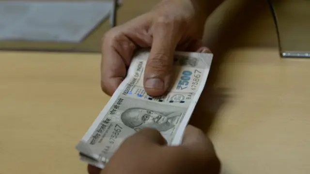 500 ரூபாய்