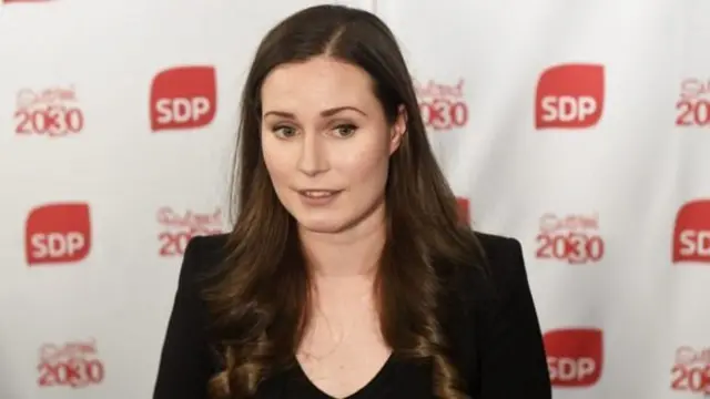 นางซันนา มารีน