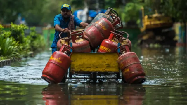 महाराष्ट्रात वारंवार पूर आणि अतिवृष्टी का होते? 5 ठळक कारणं