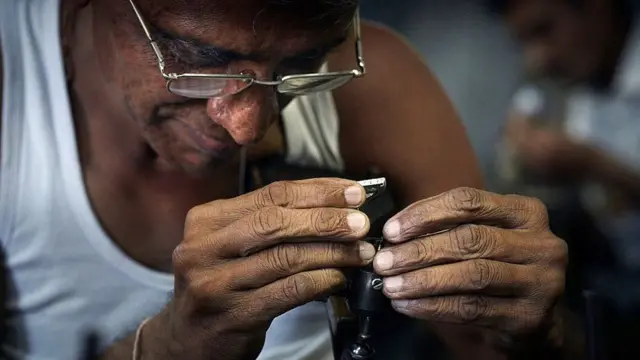 પ્રતીકાત્મક તસવીર