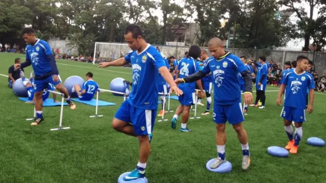 Persib tanpa Michael Essien