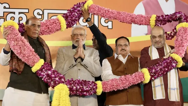 विश्लेषक मानते हैं कि अभी भारतीय राजनीति में ऐसा कोई चेहरा नहीं है जो मोदी को राजनीतिक रूप से चुनौती दे सके