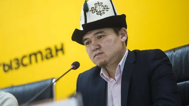 Муфтиятын ажылык бөлүмүнүн башчысы Жолдошбек Абдылдаев.