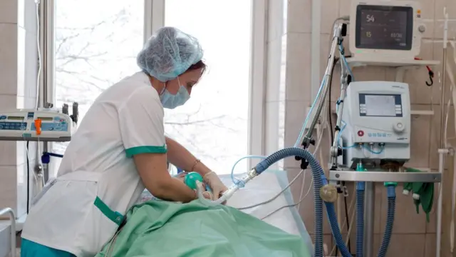 Пострадавший от отравления средством для ванн с экстрактом боярышника в иркутской больнице