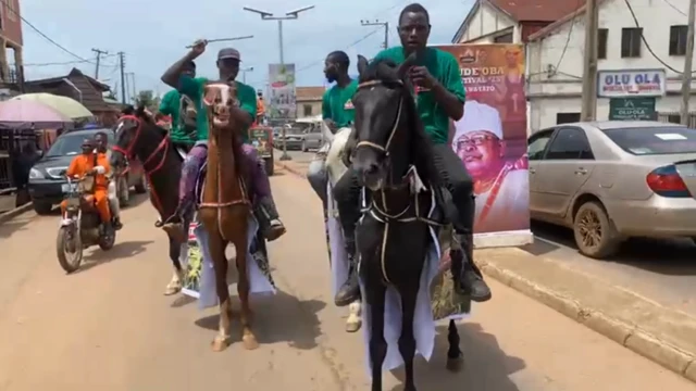 Aworan awọn ọdọ lori ẹṣin niluu Ijebu Ode