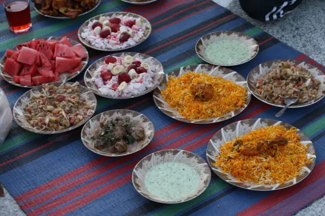 পাকিস্তানের ইফতার আয়োজন। 