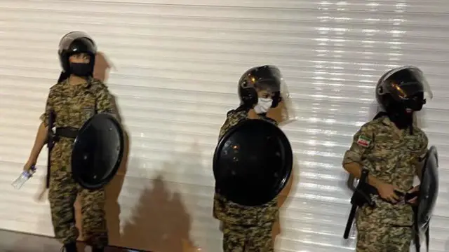 نوجوانان در سرکوب معترضان