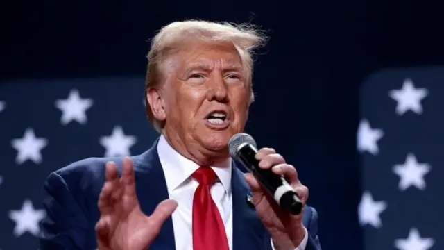 ২০১৬ সালের মার্কিন নির্বাচনে রুশ নাগরিকদের অনেকে ডোনাল্ড ট্রাম্পকে সমর্থন দিয়েছিলেন