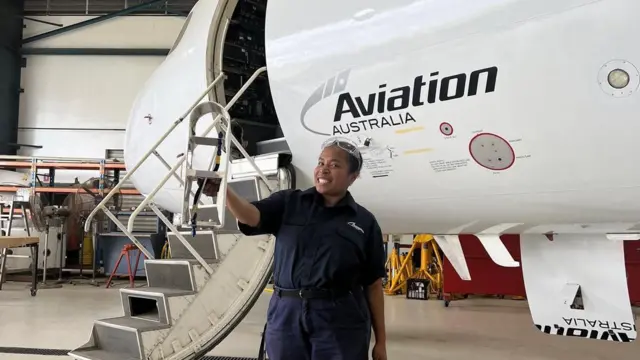 Rachel merupakan penerima beasiswa Otonomi Khusus (Otsus) Papua, yang membiayai penuh studinya di luar negeri. 