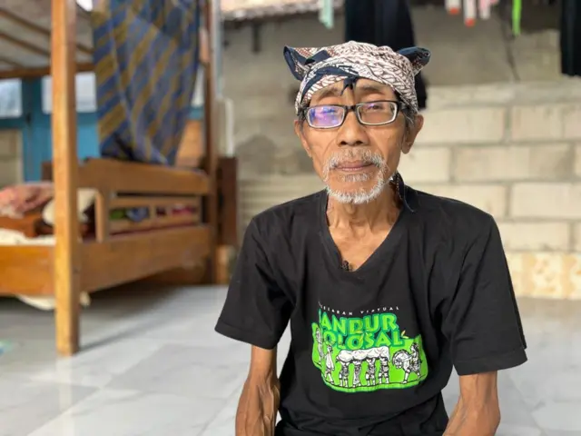 Seniman sandur bojonegoro