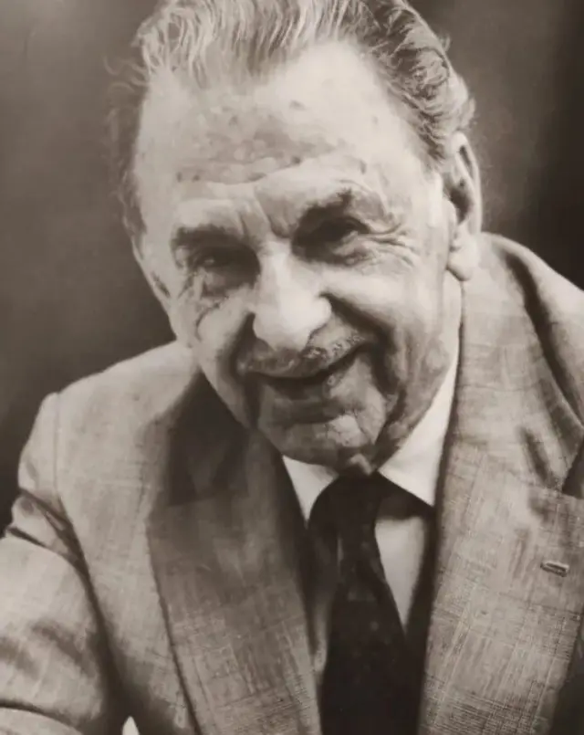 ஜாம்ஷெட்ஜி டாடா முதல் ரத்தன் டாடா வரை