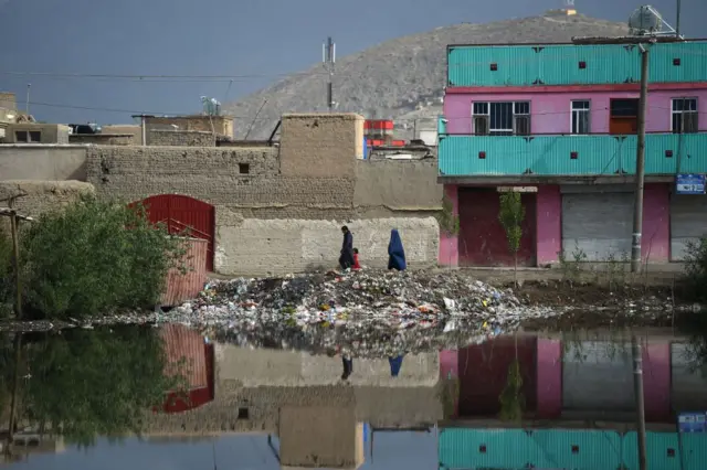 د چاپېریال ساتنې اداره وایي، د چاپیریالي ککړتیا تر ټولو ډېره برخه پلاسټيکي کڅوړو جوړه کړې ده.