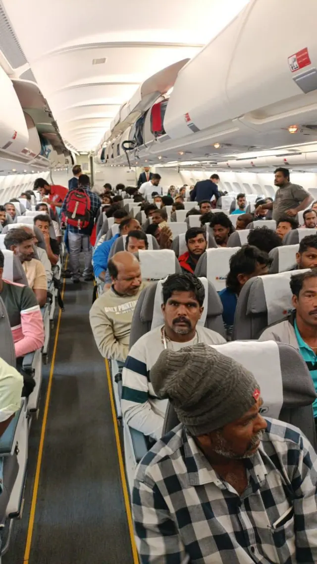 விமானம் மூலம் இந்தியா வந்த தமிழக மீனவர்கள்