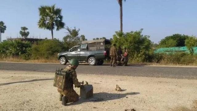 ယင်းမာပင်နယ်မှာတွေ့ရတဲ့ စစ်ကောင်စီတပ်ဖွဲ့များ