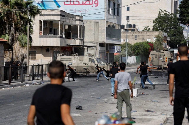 اشتباكات بين فلسطينيين وقوات إسرائيلية في جنين