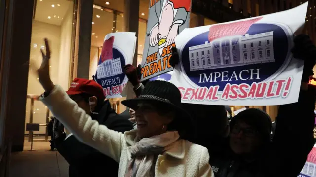 ট্রাম্প-বিরোধী বিক্ষোভ।