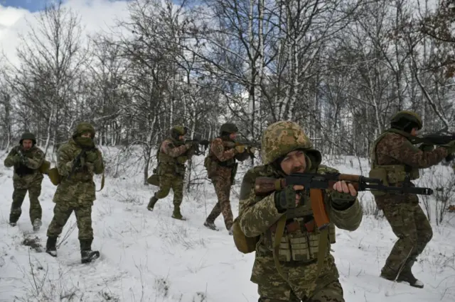 रूस-यूक्रेन युद्ध में यूक्रेनी सैनिक