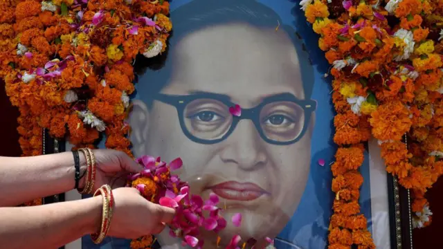 डॉ बाबासाहेब आंबेडकर