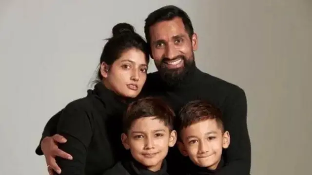 భార్య, పిల్లలతో దేవ్ రతూడి 