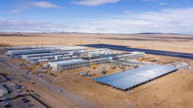 ABD'nin New Mexico eyaletinde yapılan Meta'ya ait bir veri merkezi. 