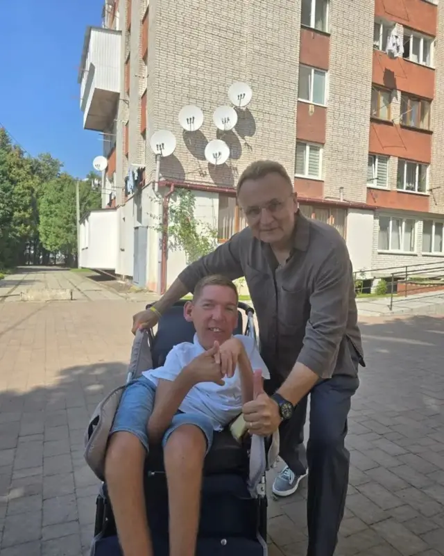 Назарій Гусаков і мер Львова Андрій Садовий