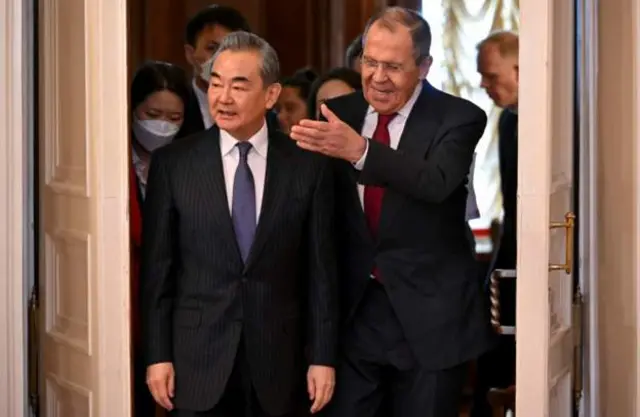 หวัง อี้