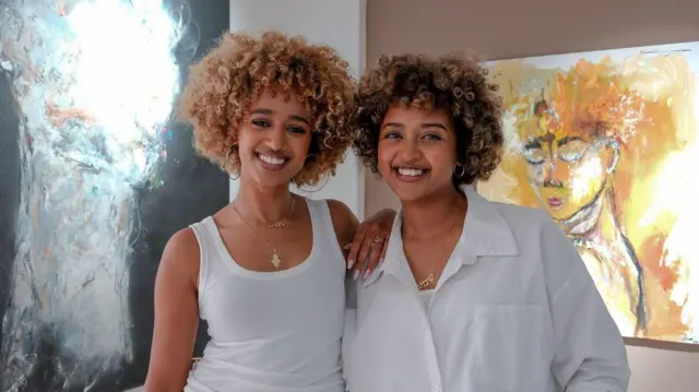 ናፍቆት ገበየሁ እና ፅዮን ያይኑ