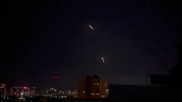 Падіння суббоєприпасів ракети "Орешник"