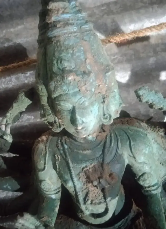 சிலைகள்