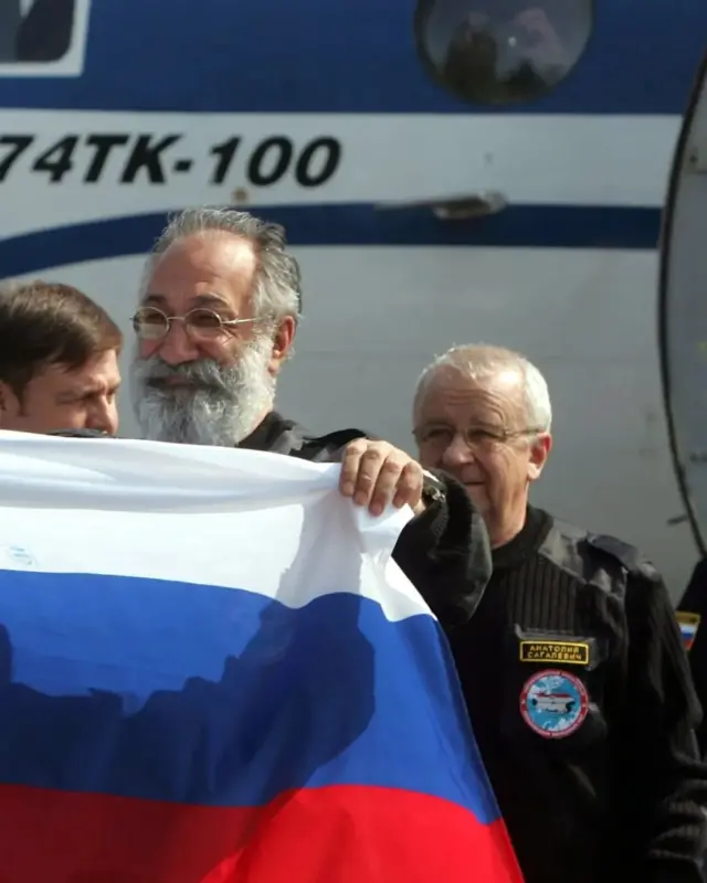 pegunungan es arktik