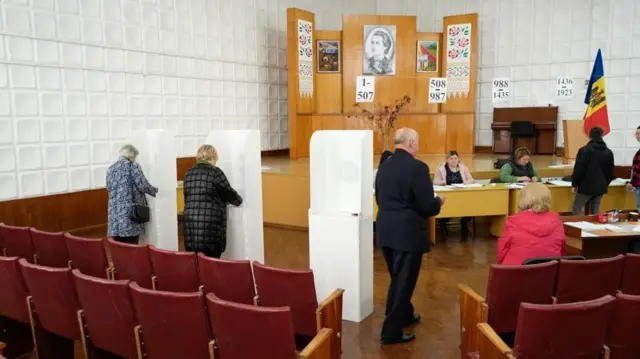 Голосование в Окнице
