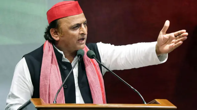 अखिलेश यादव.