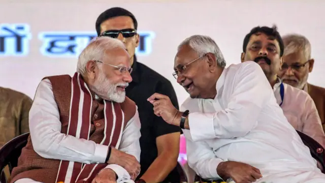 प्रधानमंत्री नरेंद्र मोदी और बिहार के मुख्यमंत्री नीतीश कुमार