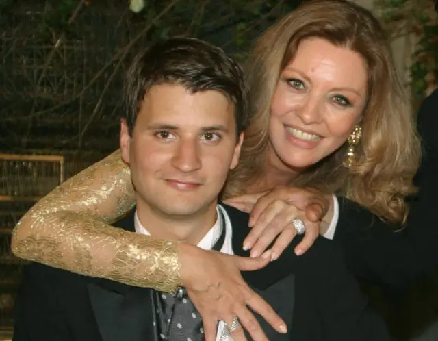 جورجیا رزق اپنے بیٹے علی حسن سلامہ کے ساتھ