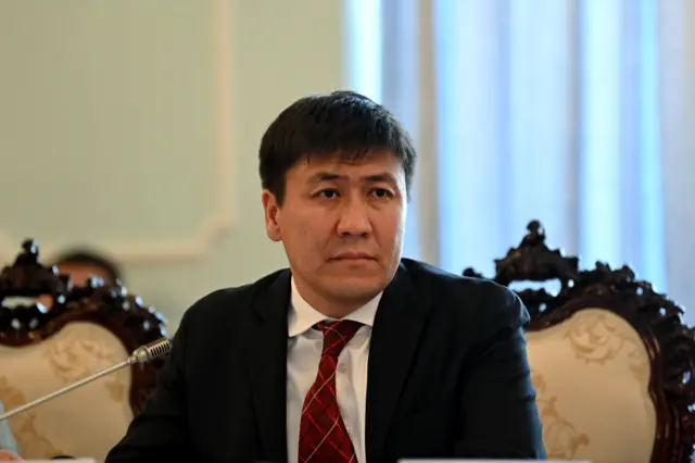 Билим берүү жана илим министри Алмазбек Бейшеналиев