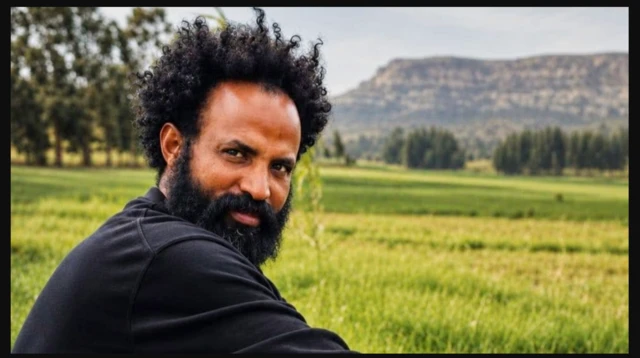 ኣባል ፖለቲካዊ ውድብ ሳልሳይ ወያነ ሸዊት ውዳሴ 