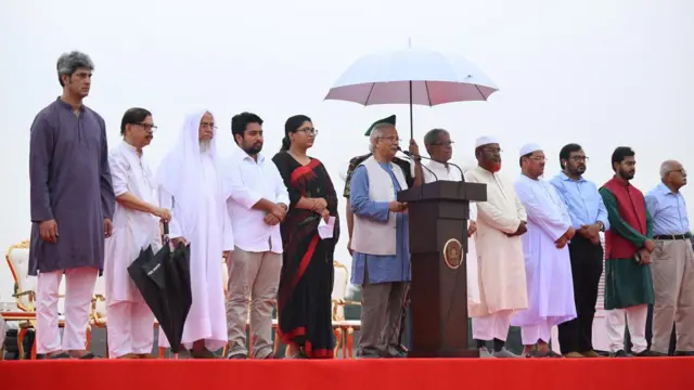 জুলাই ঘোষণাপত্র পাঠ অনুষ্ঠানে অংশ নেন বিভিন্ন রাজনৈতিক দলের নেতা