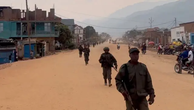 Imirongo y'abasirikare ba M23 iva muri Uvira ku wa gatandatu nimugoroba, nk'uko uwo mutwe wabitangaje