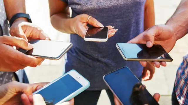 செல்போன் பாதுகாப்பு