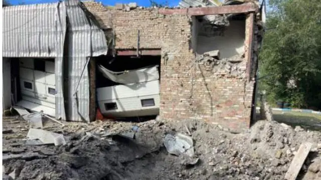 Ọkan lara awọn ile ti Russia kọlu ni Ukraine