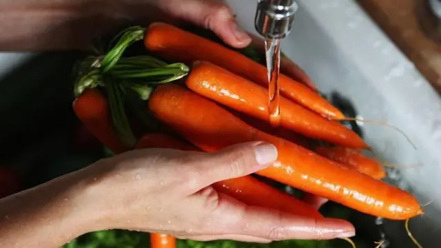 இறைச்சி வெந்துவிட்டதா என்று உறுதி செய்வது எப்படி? சமைக்கும் போது கவனிக்க வேண்டிய முக்கிய விஷயங்கள்