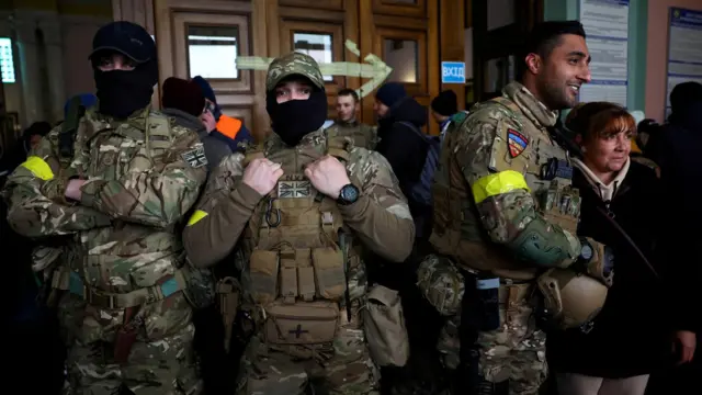 Влада також планує розширити механізми залучення іноземних добровольців до української армії