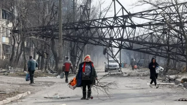 Украинадагы тынч жашоо орус аскерлеринин келиши менен токтоду