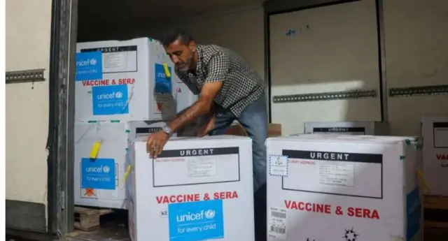 குழந்தைகளுக்கு தடுப்பூசி செலுத்த இஸ்ரேல்-காஸா இடையேயான தொடர் தாக்குதலை தற்காலிகமாக நிறுத்தம்