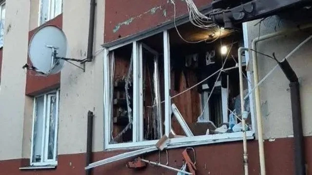 Выбитое окно