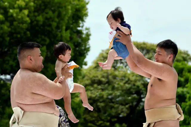 Японияда оила инқирози юзага келган, дейди ўзбекистонлик жамиятшунос.