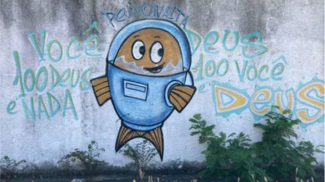 Grafite em Parada de Lucas do personagem Peixonauta: segundo trabalho da pesquisadora Christina Vital, uma referência humorada a Peixão